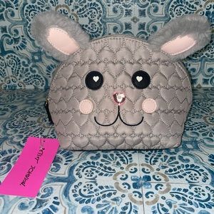 BETSEY JOHNSON KITSCH COSMETIC MAKEUP BAG QUILTED GREY BUNNY